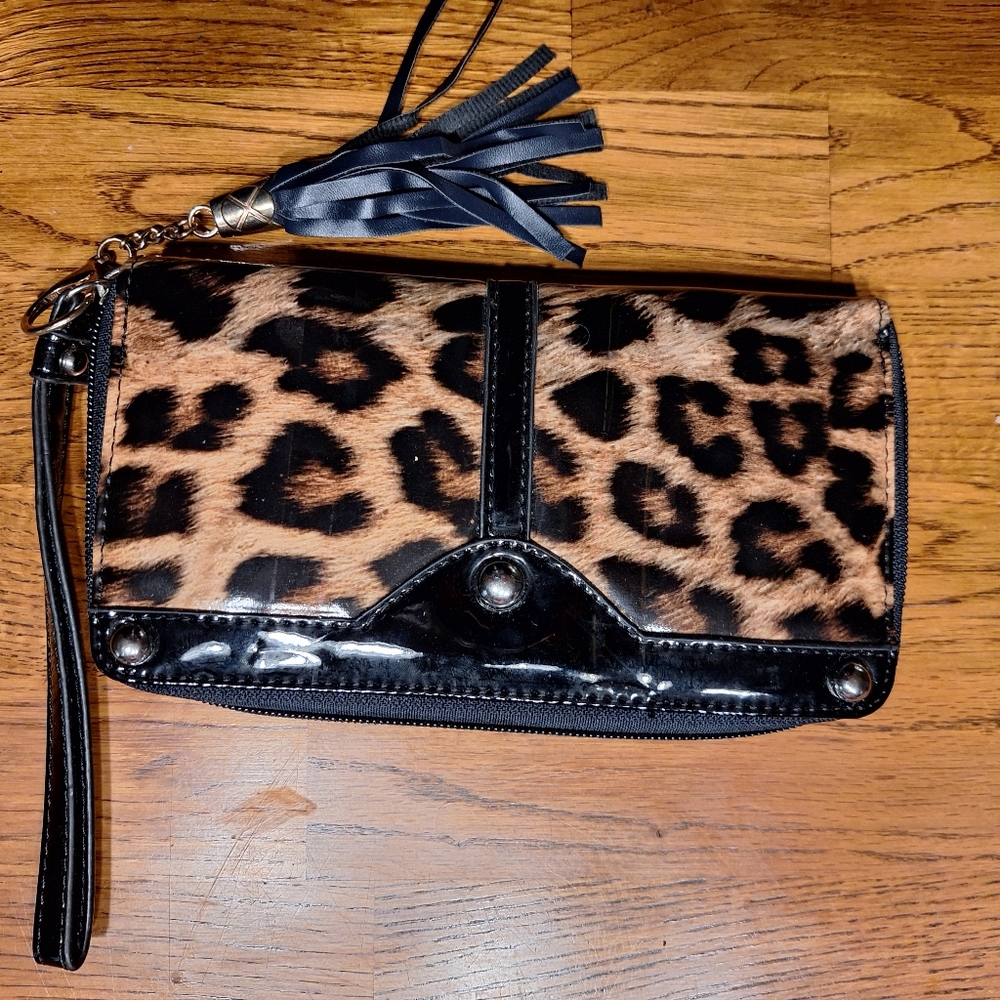 Cheetah / Leopard Wilson's Leather Wallet - Black Brown NWT - Picture 2 of 5
